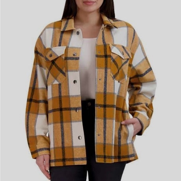 Jackets & Blazers - The HFX Women's Plaid Flannel Shirt Jackets in Size L